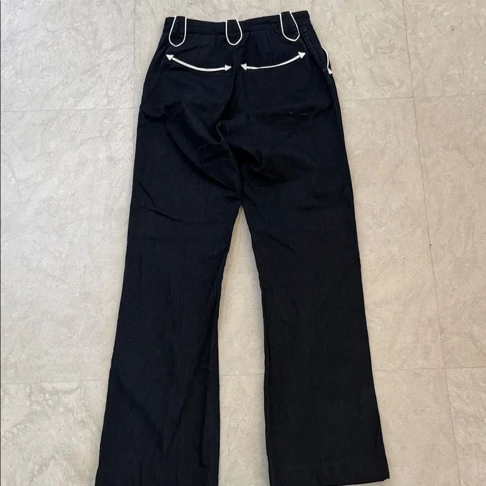 Stylish Black Wide-Leg Pants - Picture 4 of 5